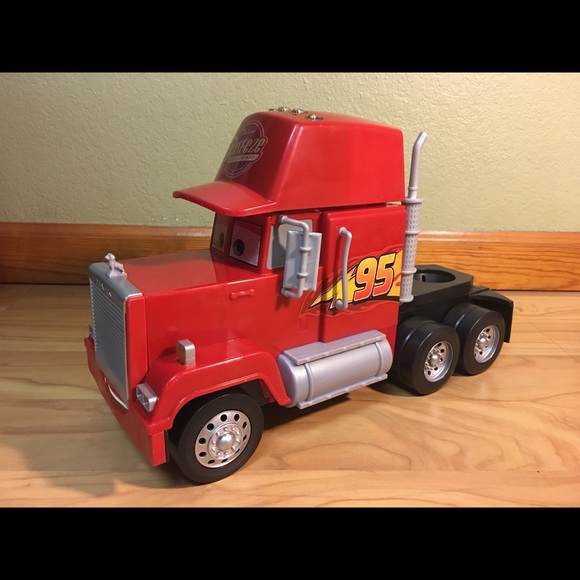 SOLD Rusteze Lights & Sounds Mack Truck - Picture 11 of 12